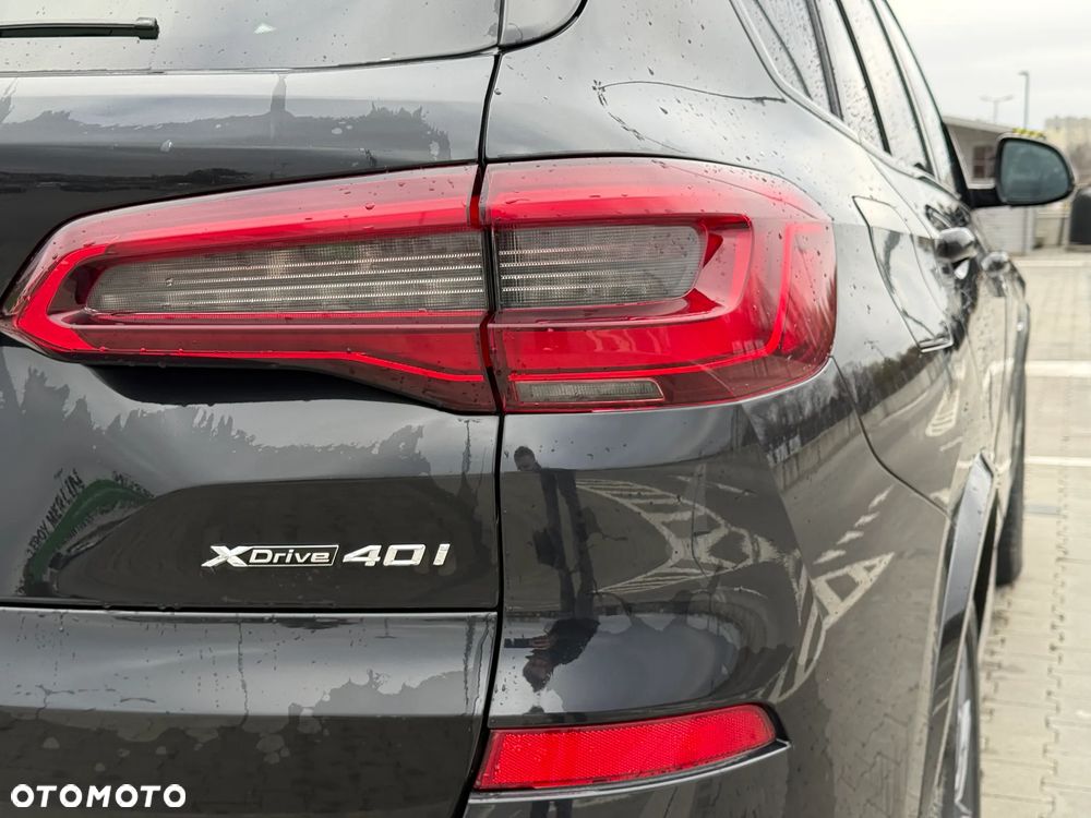 BMW X5 xDrive40i - 16