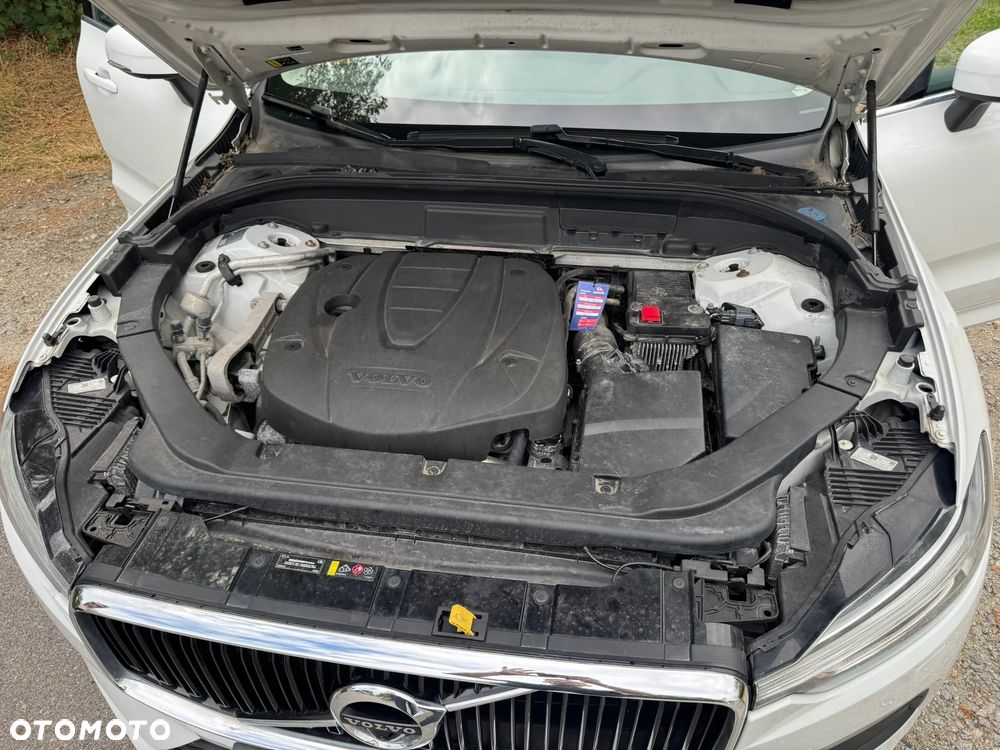 Volvo XC 60 D4 Momentum Pro - 14