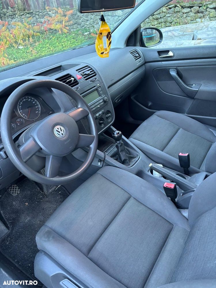 Volkswagen Golf 1.6 Comfortline - 9