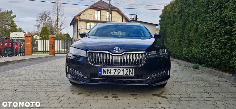Skoda Superb ver-1-5-tsi-style - 9