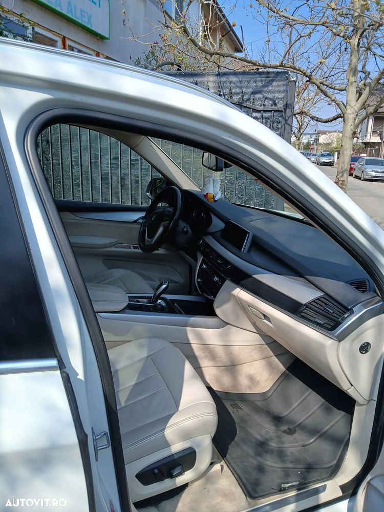BMW X5 xDrive25d - 11