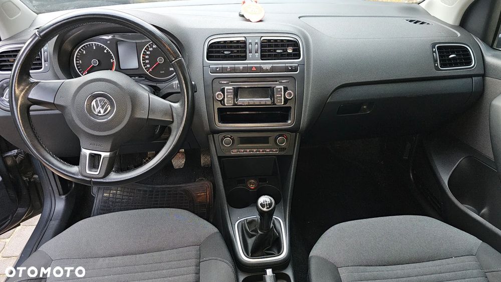 Volkswagen Polo - 9