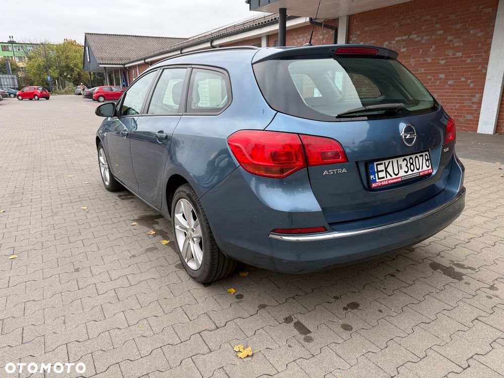 Opel Astra - 3