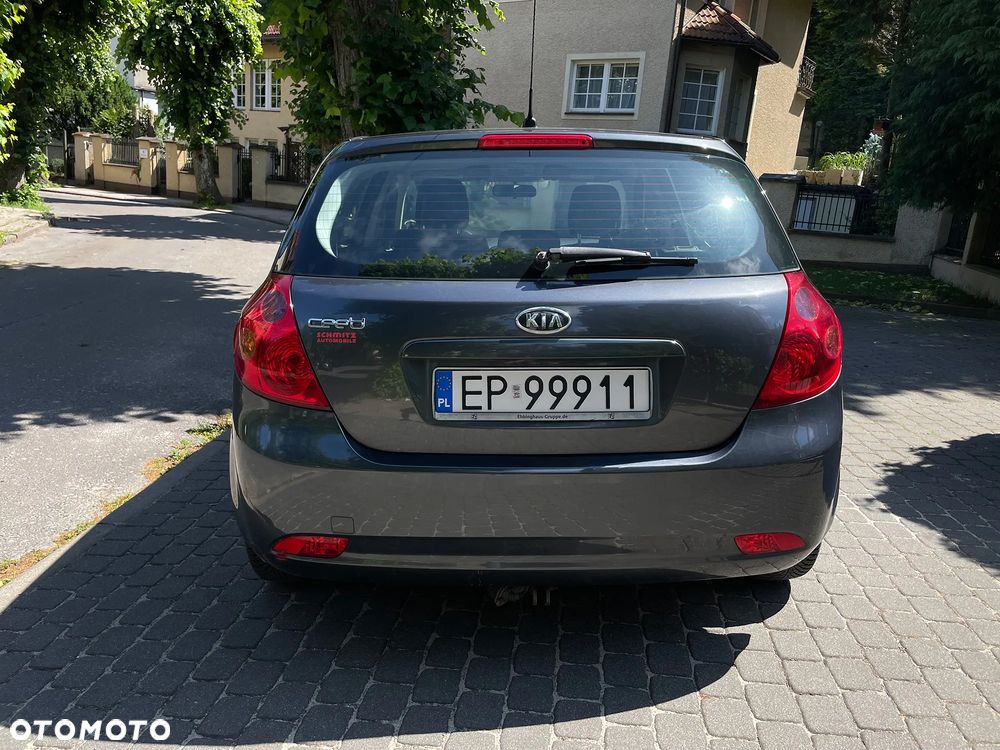 Kia Ceed 1.4 Comfort - 12