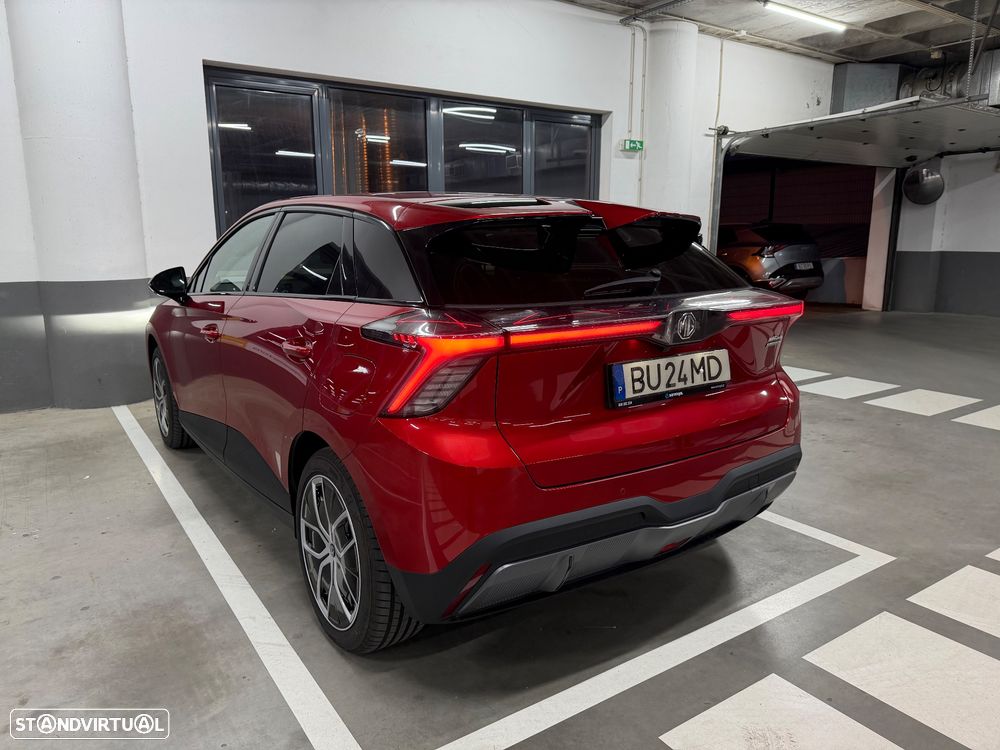 MG MG4 64 kWh Luxury - 5