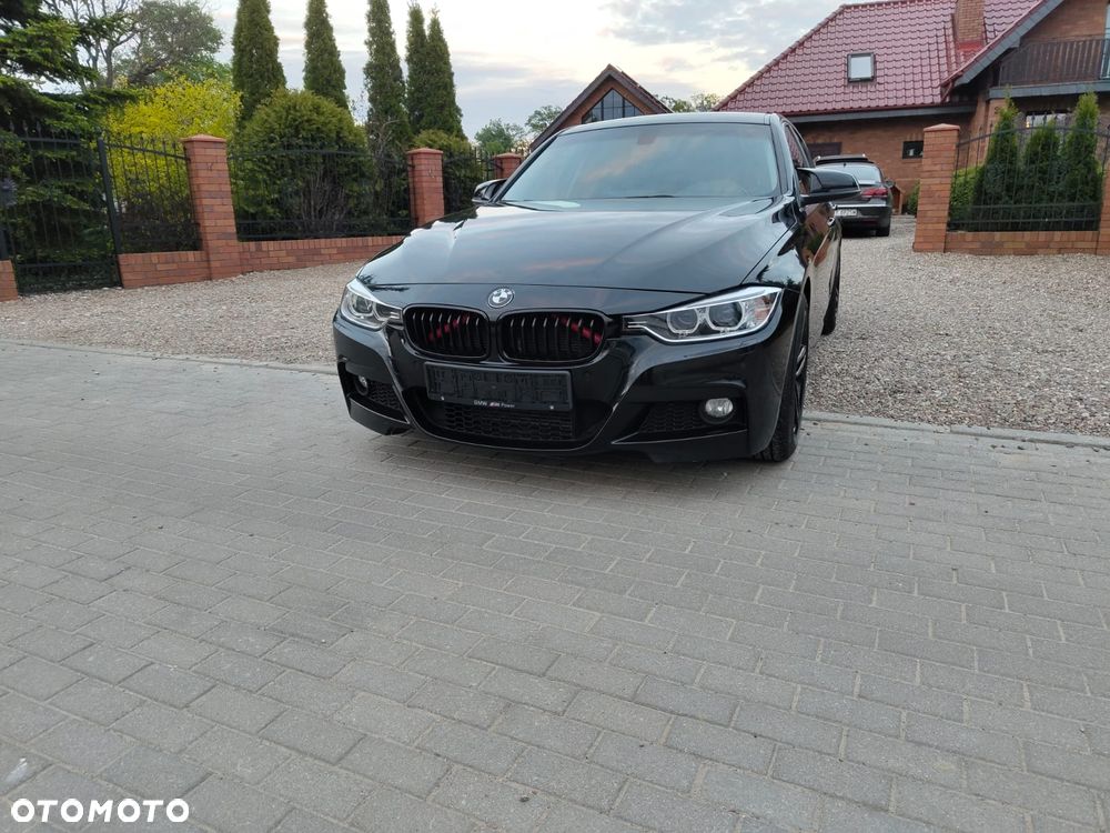 BMW Seria 3 318d Sport Line - 33
