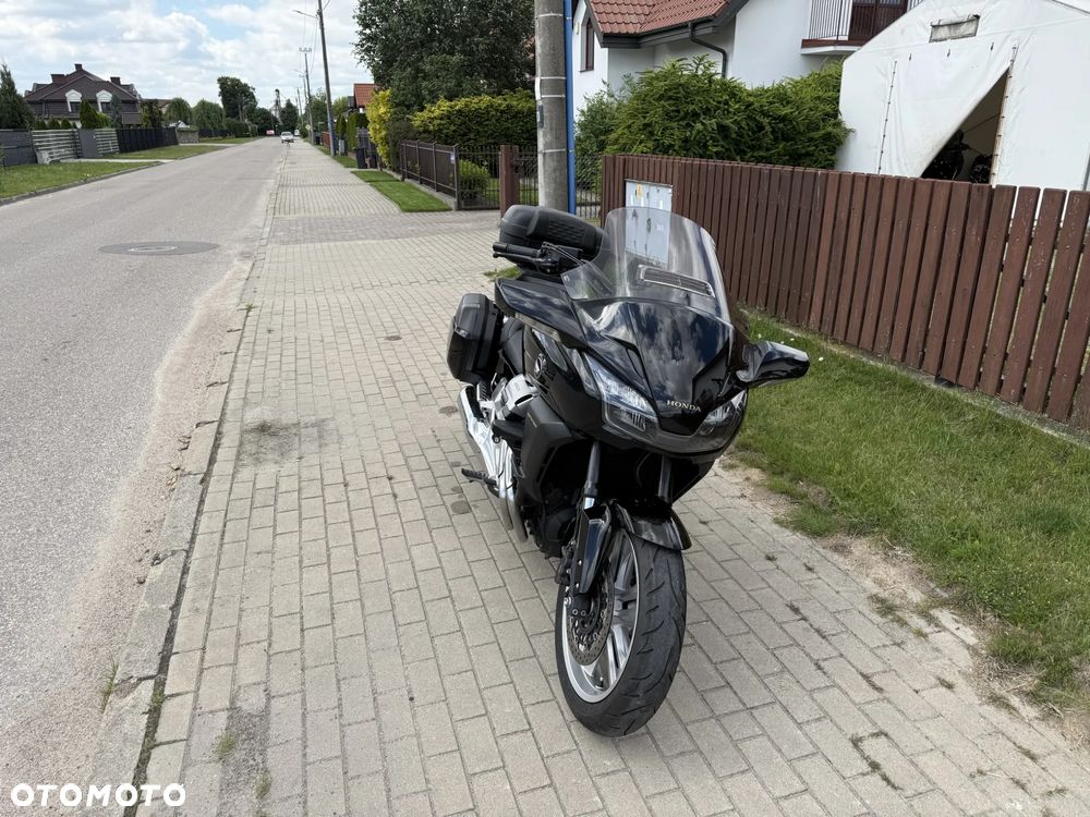 Honda CTX - 16