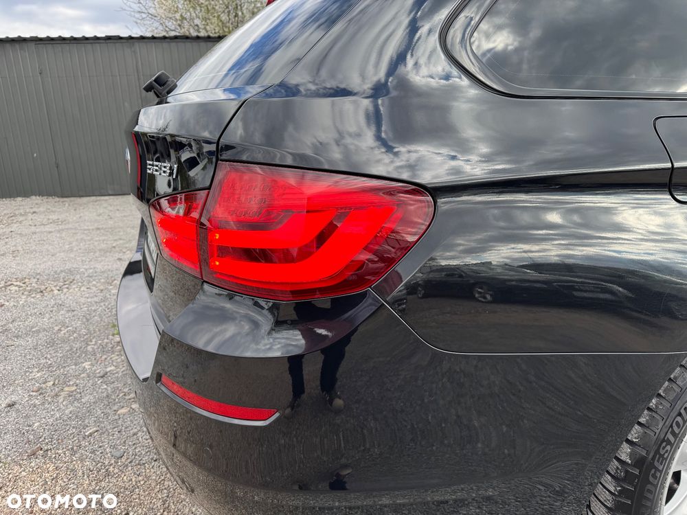 BMW Seria 5 528i xDrive Sport-Aut Modern Line - 17