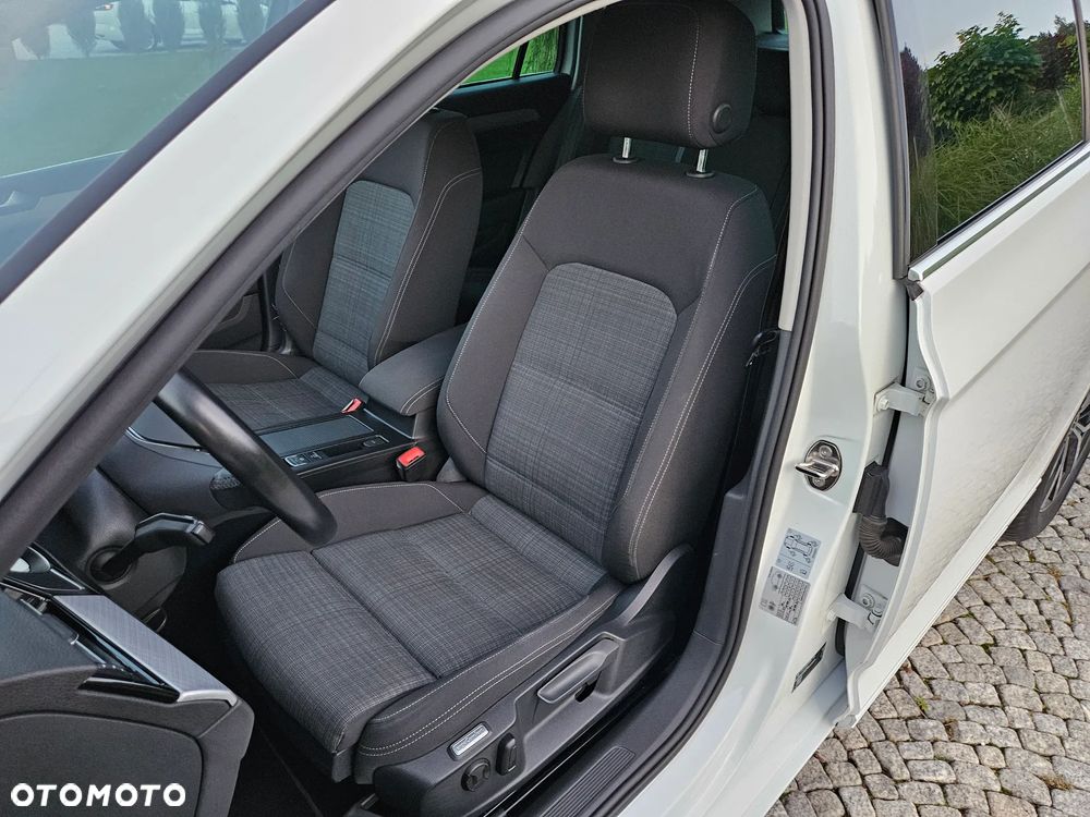 Volkswagen Passat 1.5 TSI EVO Business - 11