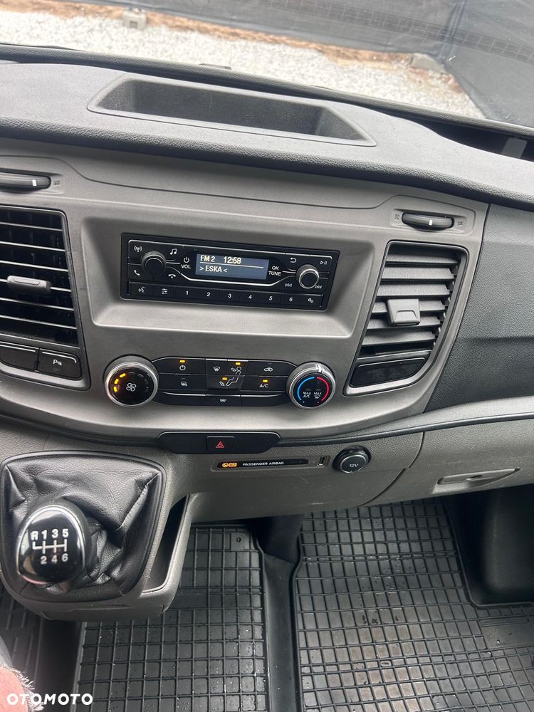 Ford Transit Custom - 11