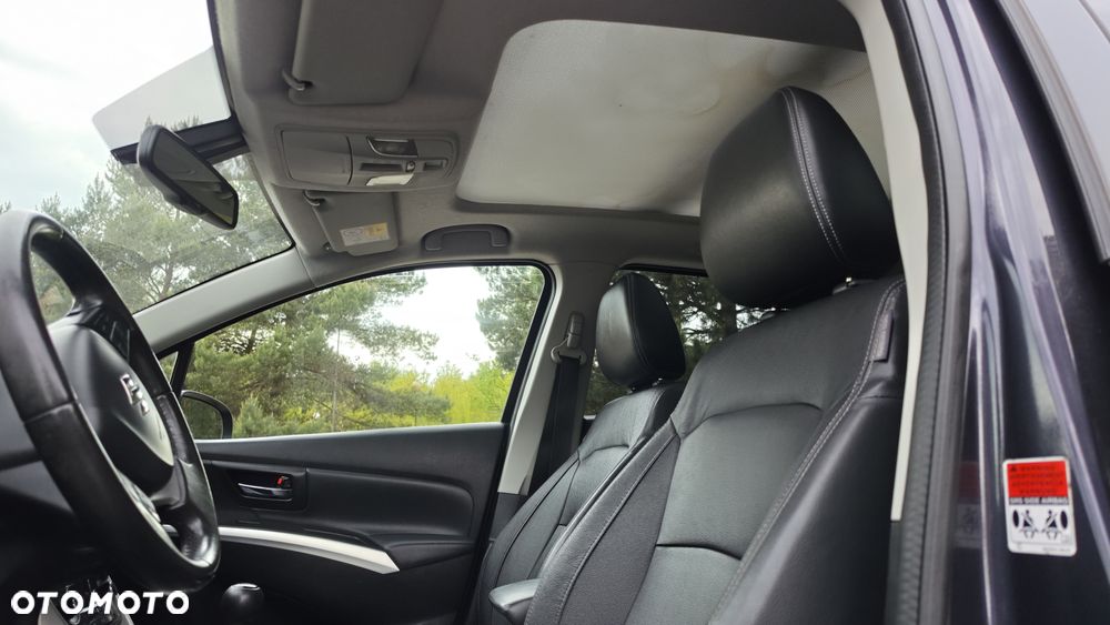 Suzuki SX4 1.6 VVT 4x2 Comfort - 16