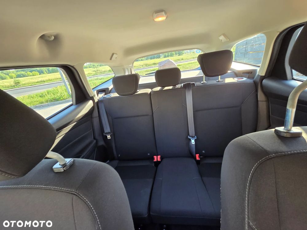 Ford Focus 1.6 Edition - 8