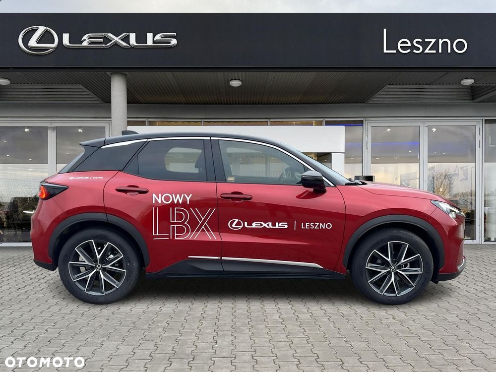 Lexus LBX 1.5 Hybrid Emotion - 12