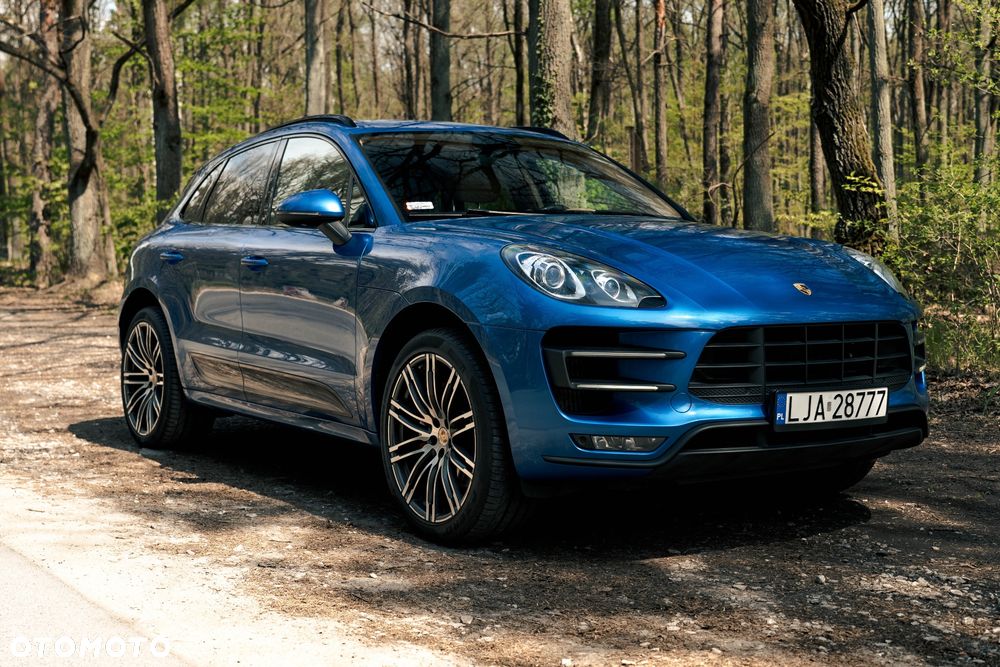 Porsche Macan Turbo - 17