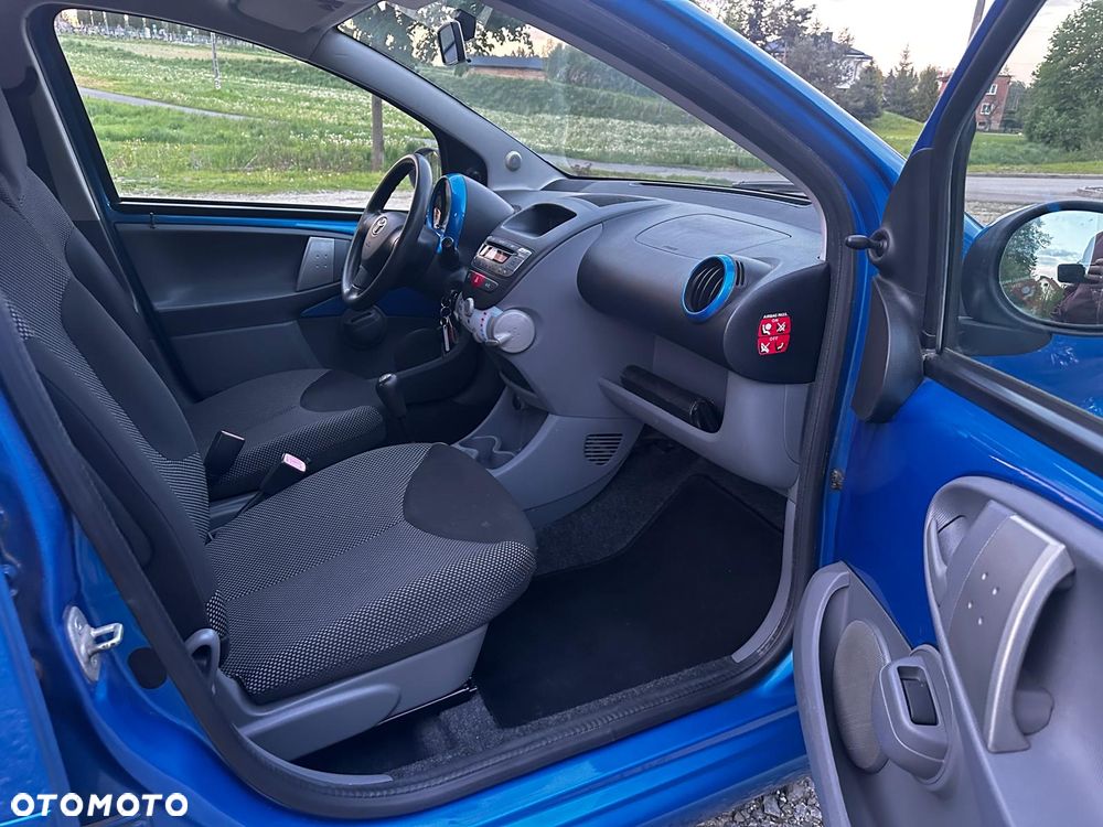 Toyota Aygo CoolBlue - 10