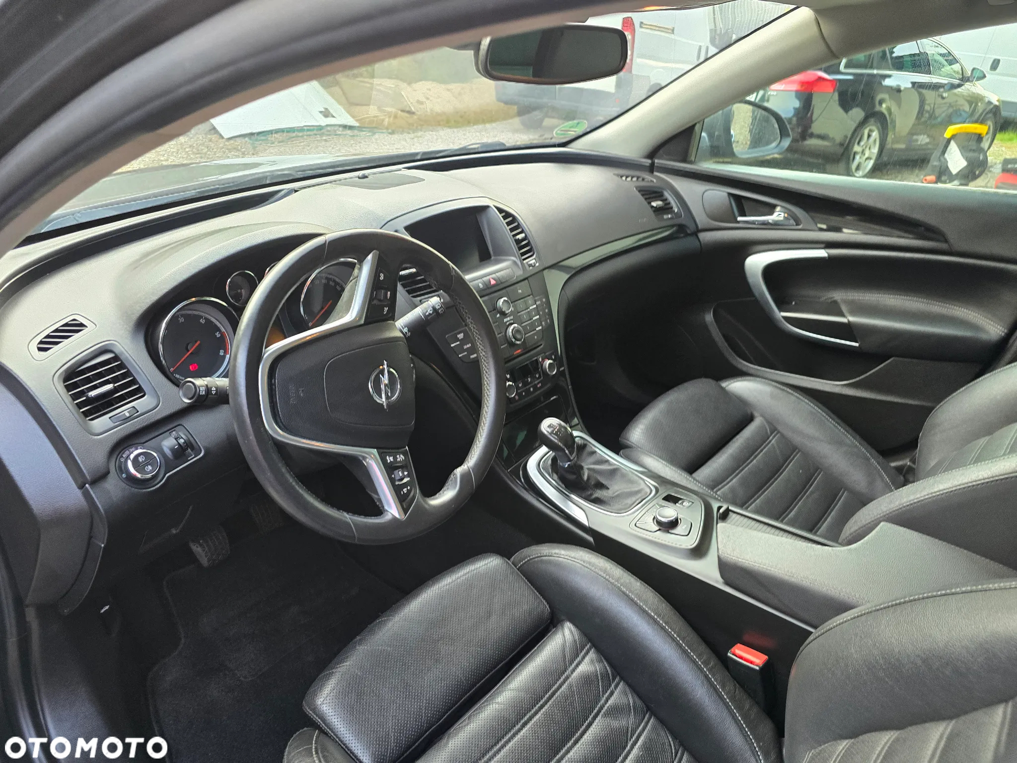 Opel Insignia 2.0 CDTI Cosmo - 11