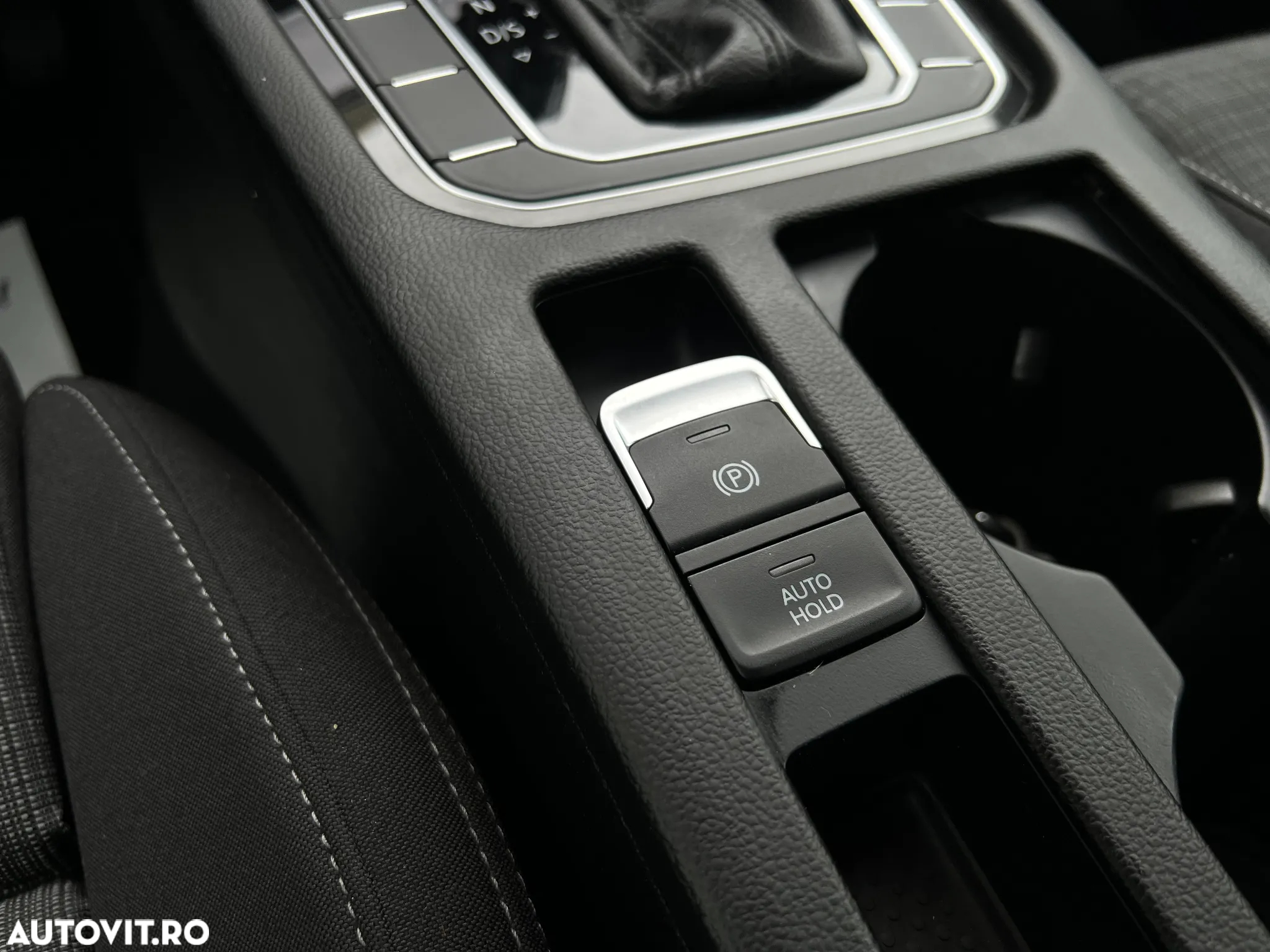 Volkswagen Passat - 19