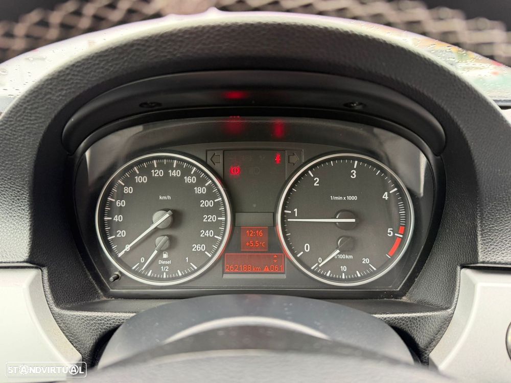 BMW 320 d Cabrio - 33