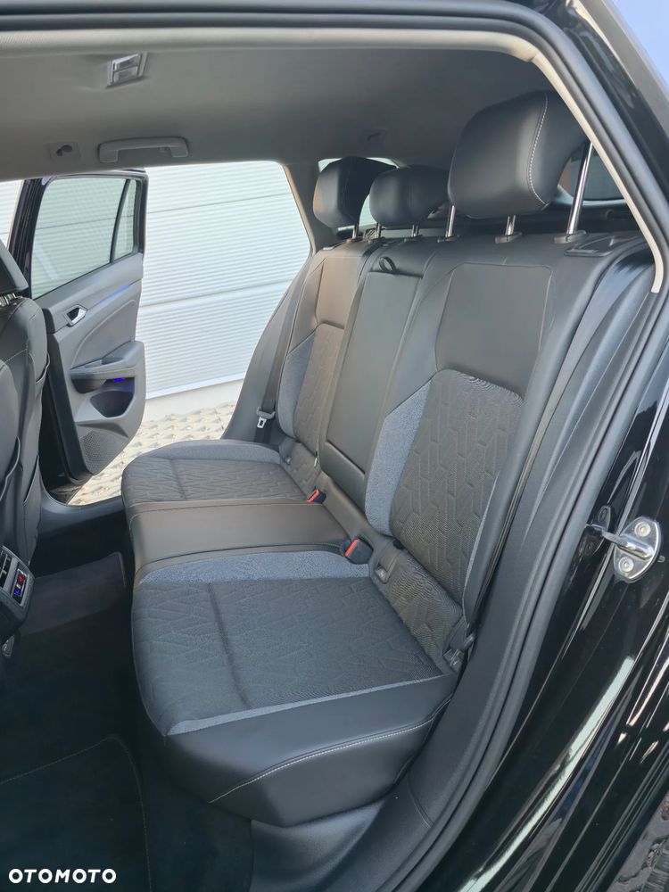 Volkswagen Golf Variant 1.5 eTSI OPF DSG Move - 18