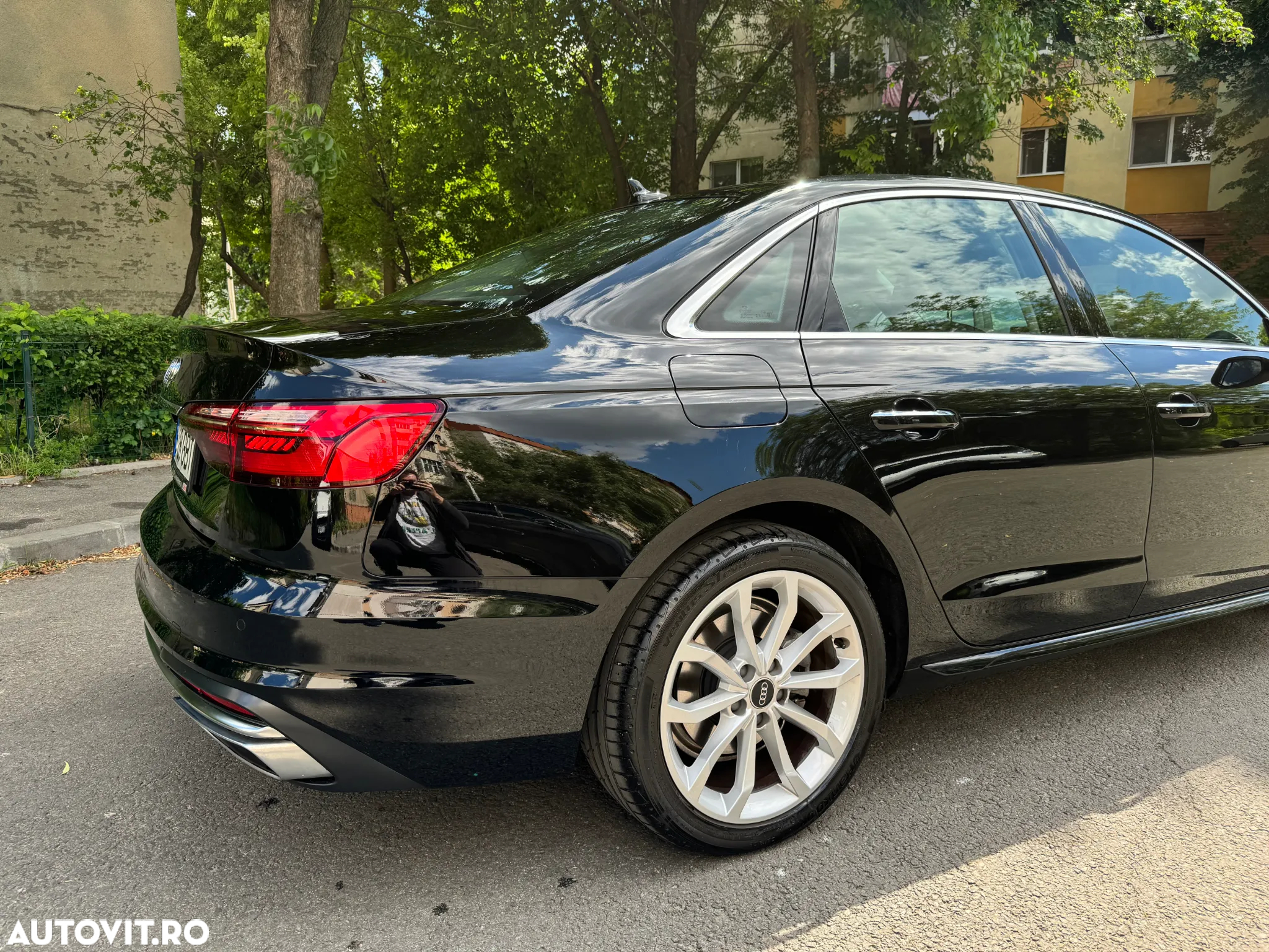 Audi A4 35 TFSI S tronic MHEV Advanced - 11