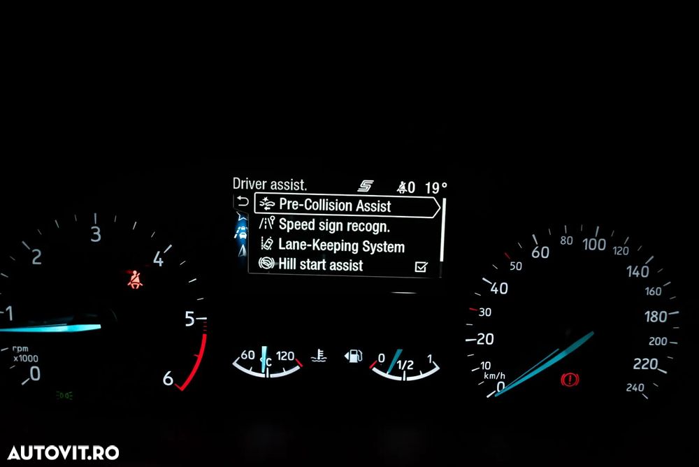 Ford Focus 1.5 EcoBlue Connected - 31