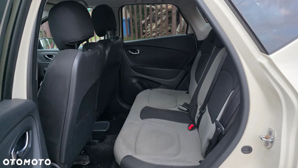 Renault Captur 1.2 TCe Helly Hansen EDC - 13