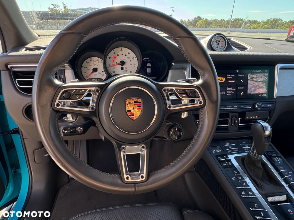 Porsche Macan - 28