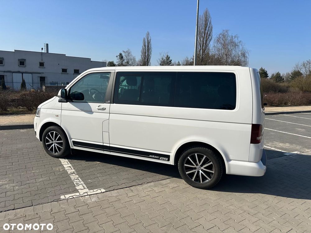 Volkswagen Multivan - 8