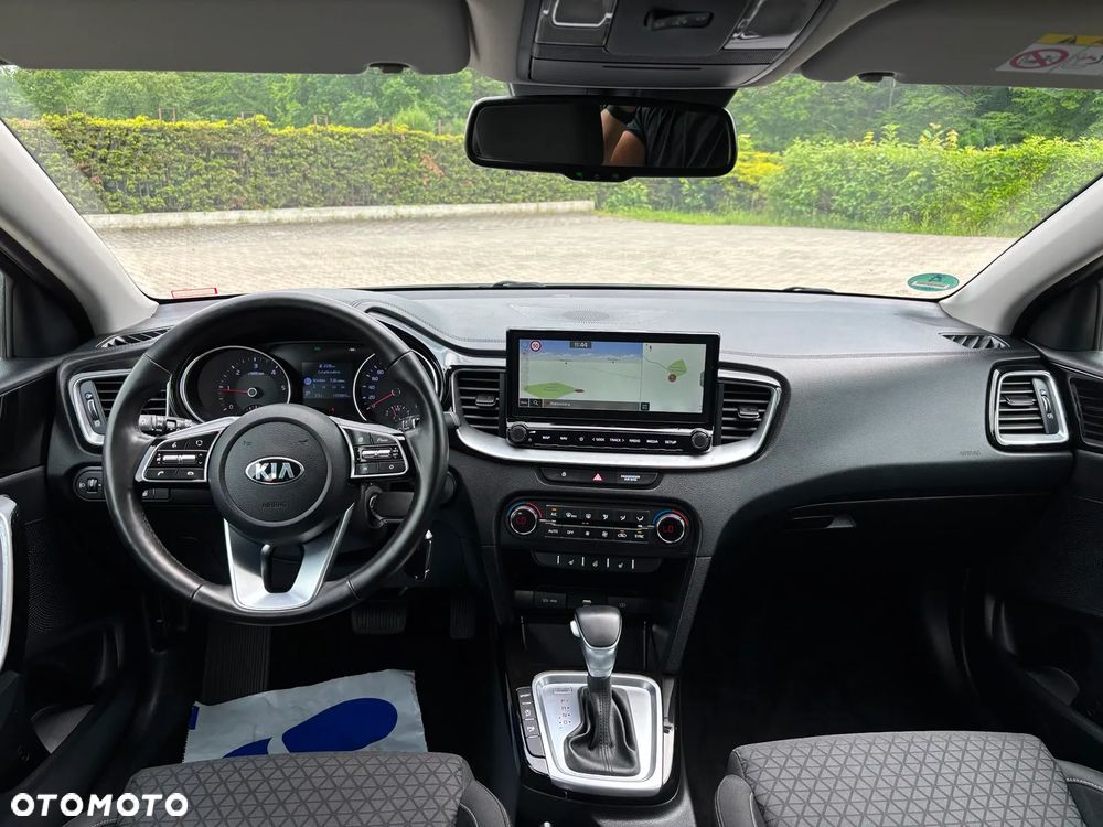 Kia Ceed 1.6 CRDi 136 DCT ISG Platinum Edition - 9