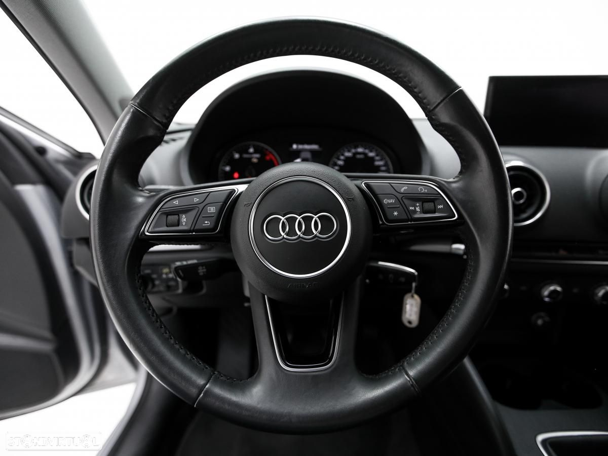 Audi A3 Sportback 2.0 TDI - 15