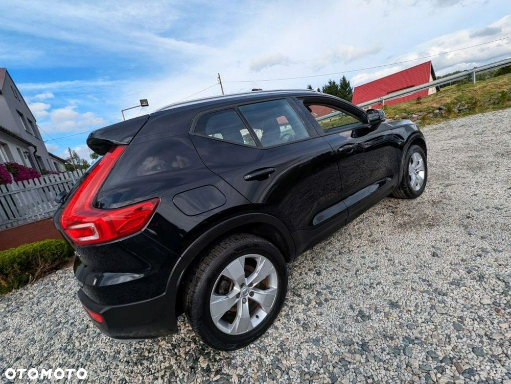 Volvo XC 40 - 5