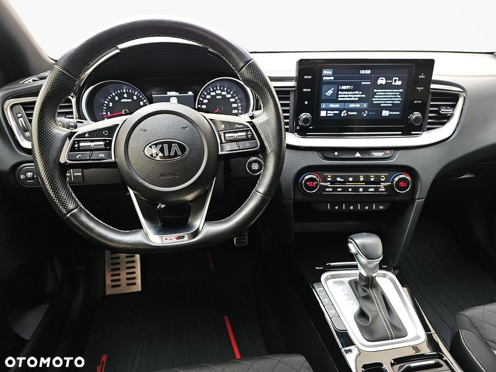Kia ProCeed 1.5 T-GDI GT Line DCT - 13