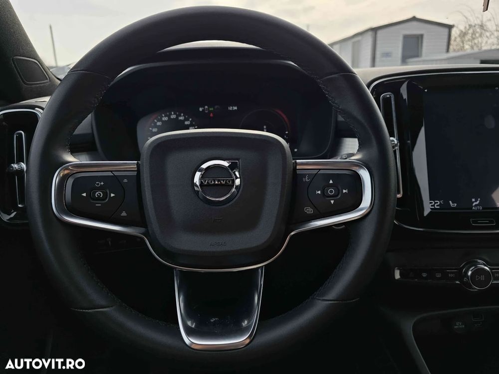 Volvo XC 40 - 15
