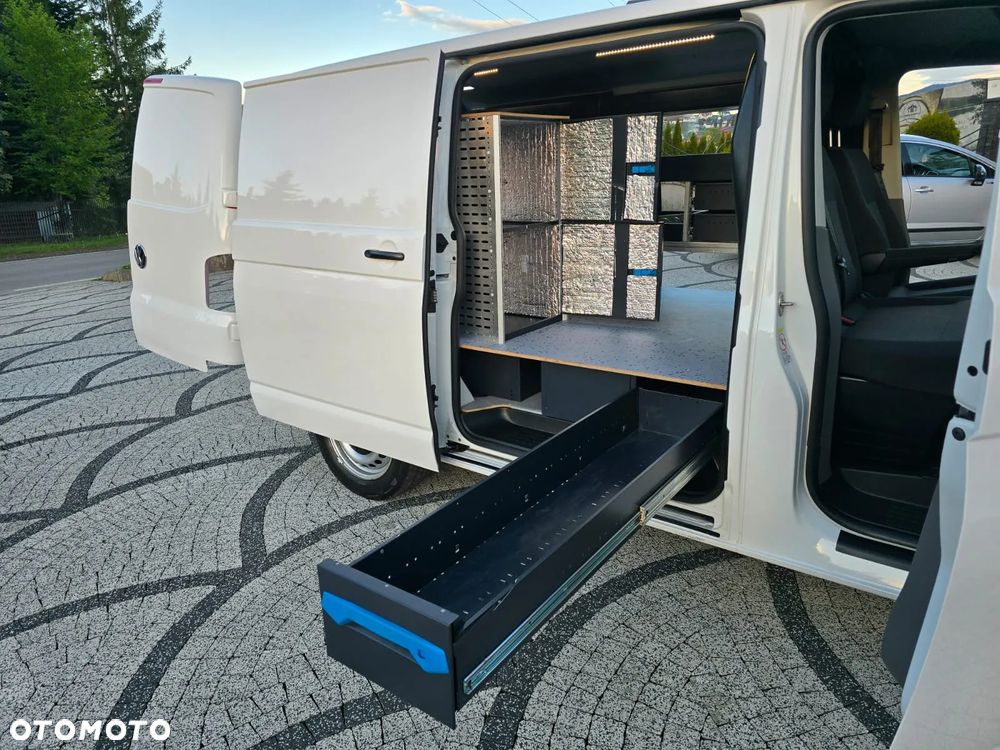 Volkswagen Transporter - 25