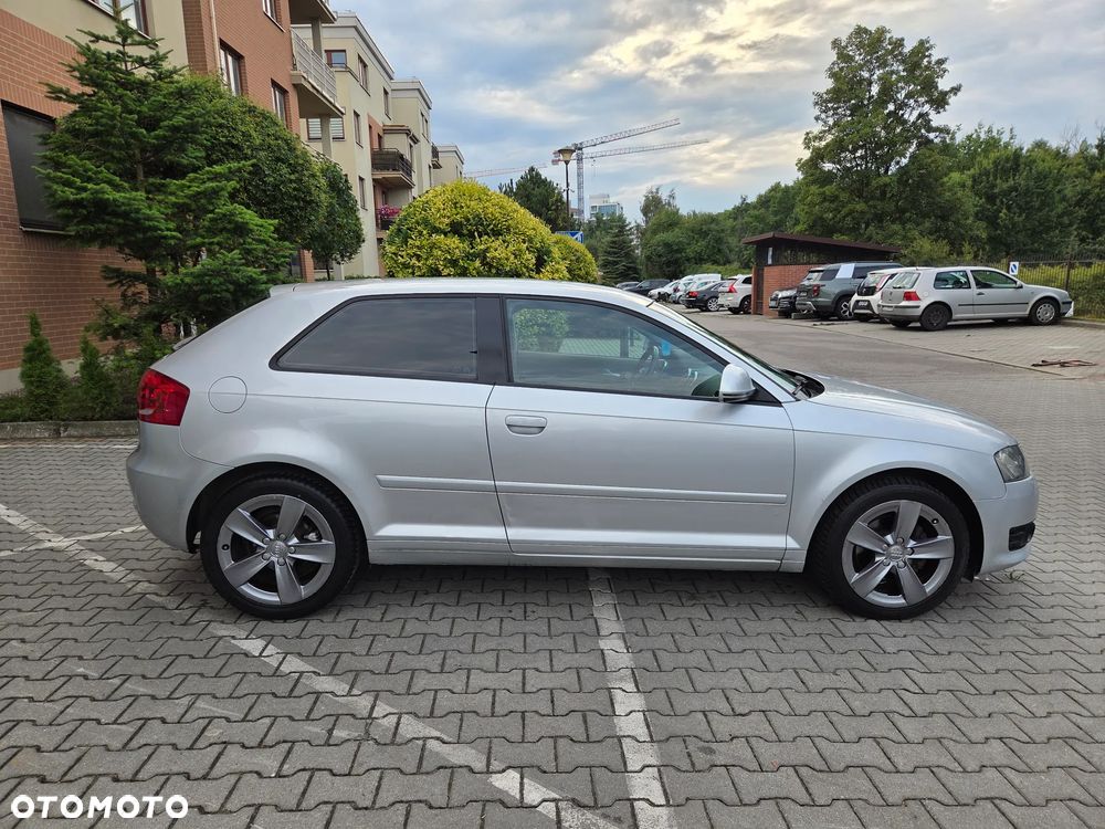 Audi A3 3-drzwiowe 2.0 TDI DPF Ambiente S tronic - 10