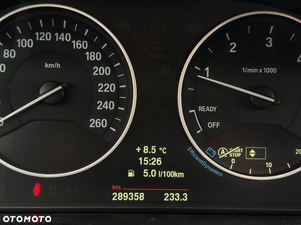 BMW Seria 3 318d Modern Line - 12