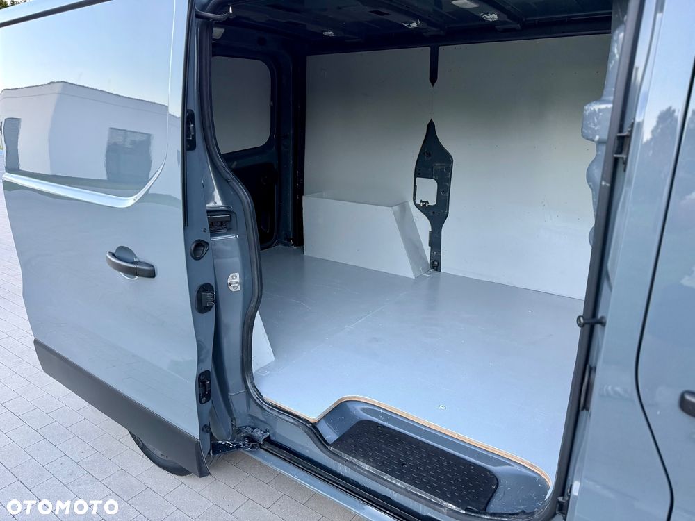 Renault Trafic - 29