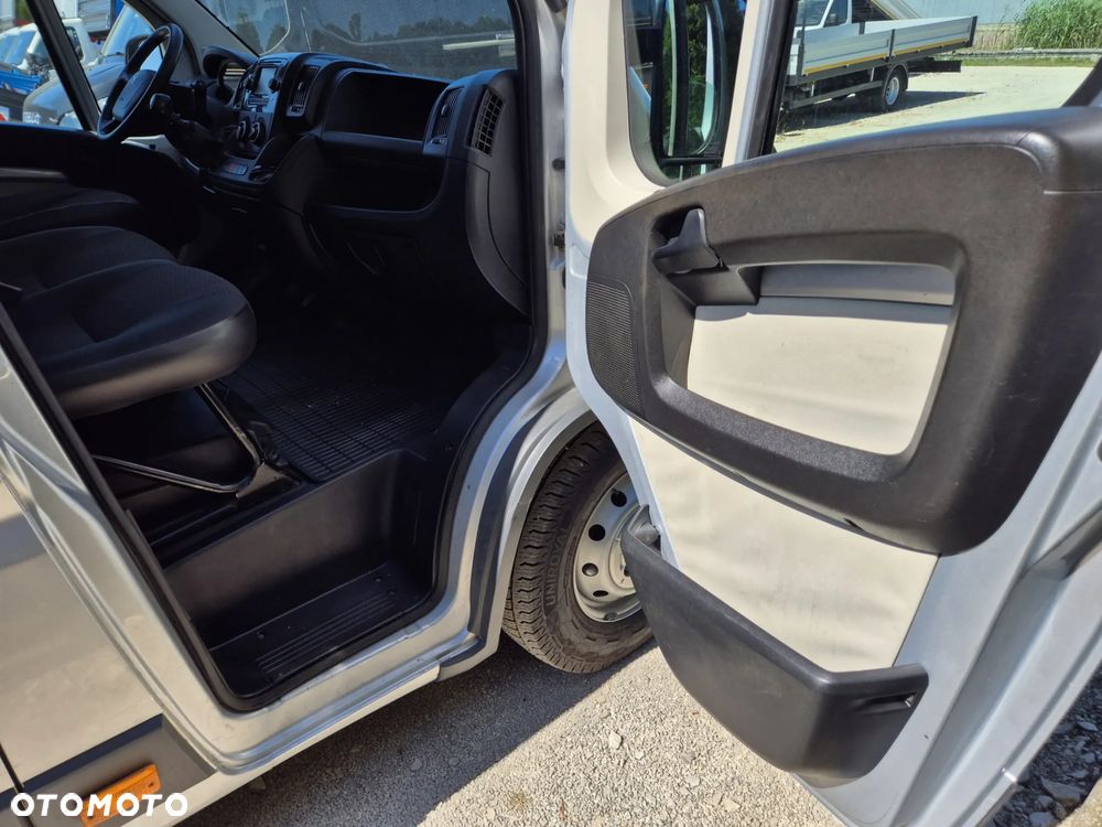 Peugeot Boxer 3.0 180KM Brygadówka/ - 8