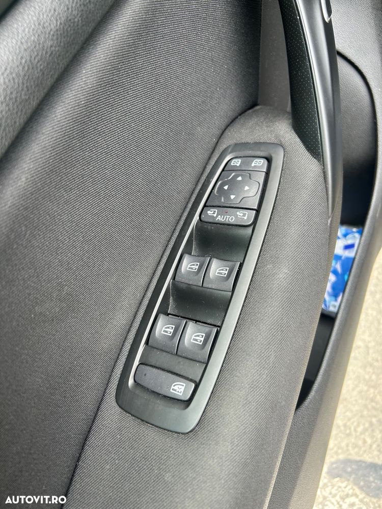 Renault Megane Energy dCi EDC Intens - 10