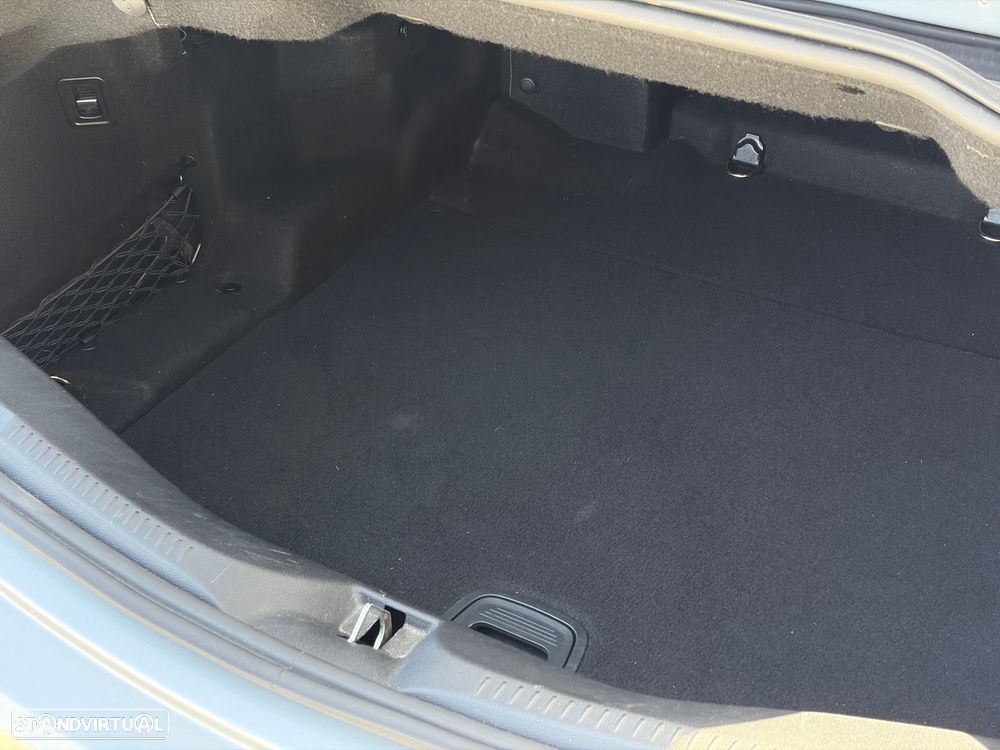 Mercedes-Benz E 220 d Aut. - 21