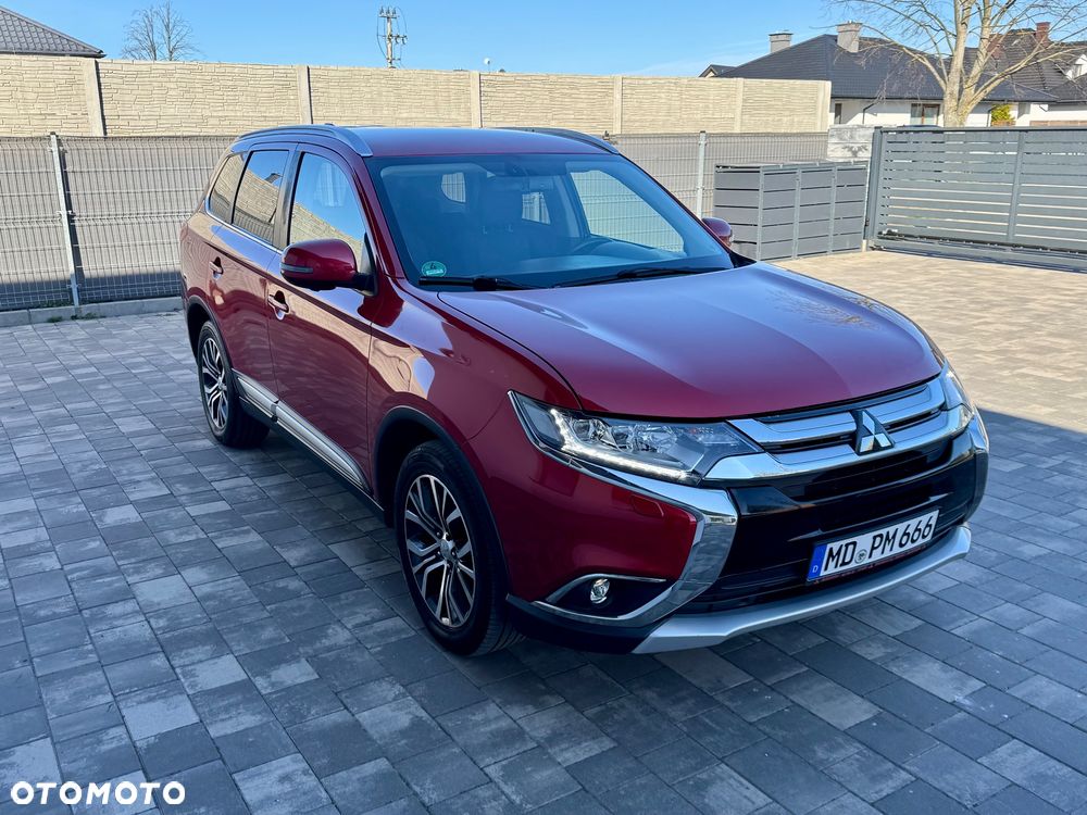 Mitsubishi Outlander - 11