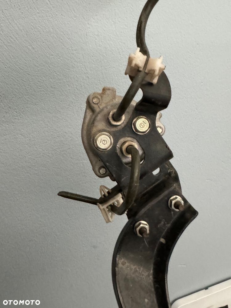 Honda Civic Jazz korektor siły hamowania - 2