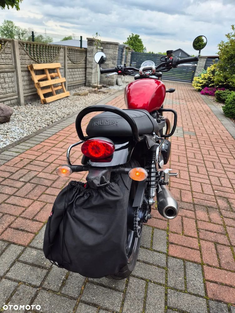 Triumph Street Twin - 4