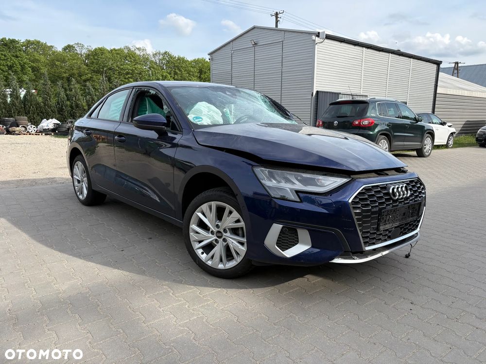 Audi A3 Limousine 35 TFSI S tronic advanced - 1