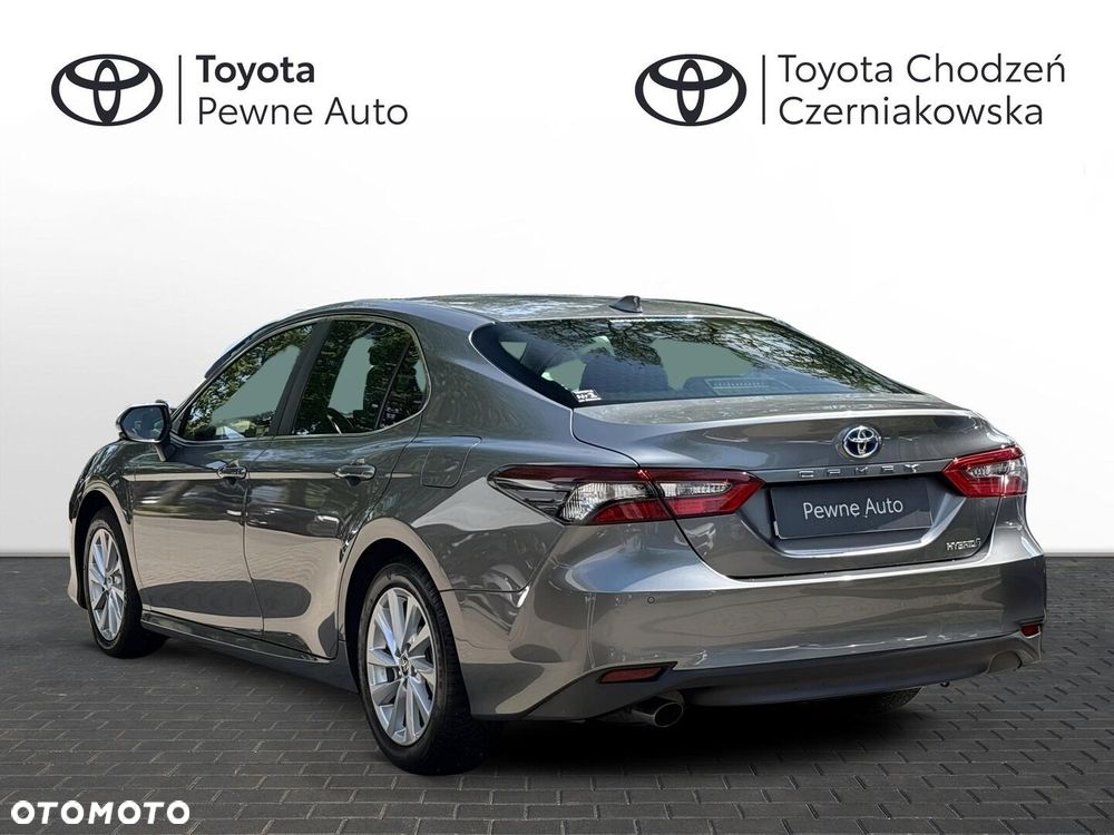 Toyota Camry 2.5 Hybrid Comfort CVT - 6