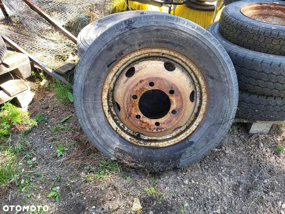 Felga Opona Koło 225 / 75 R 16 C Iveco Daily - 1