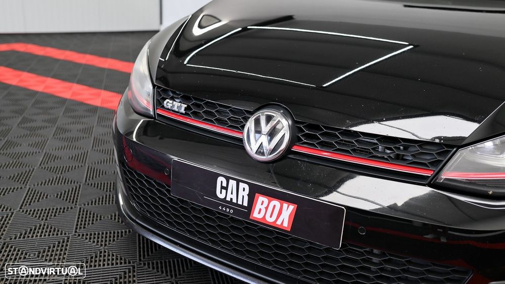 VW Golf 2.0 TSi GTi DSG - 4