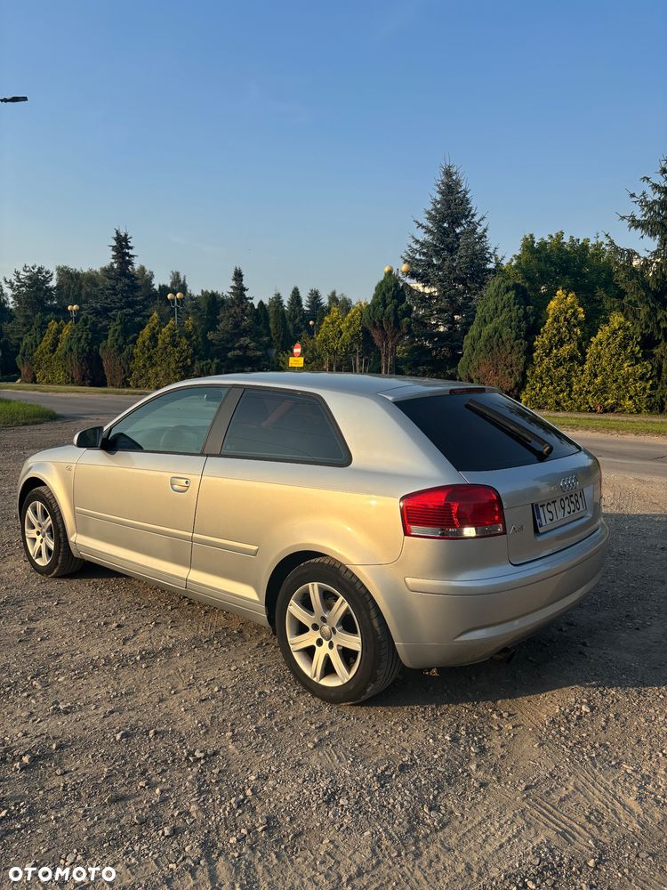 Audi A3 3-drzwiowe 1.6 Ambiente - 6