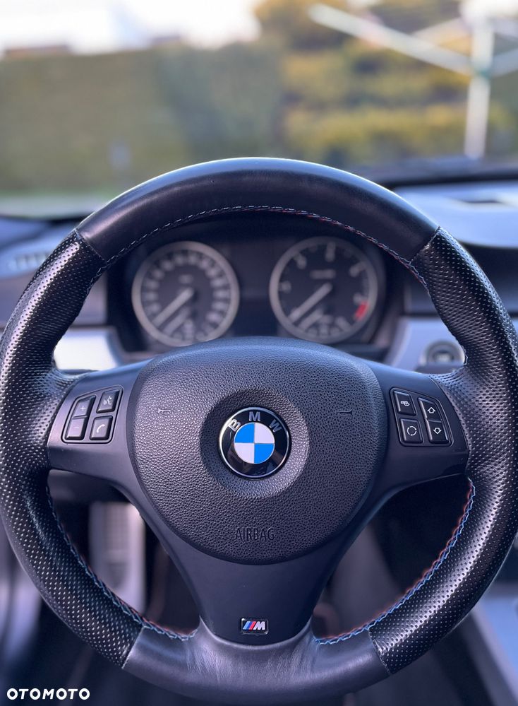 BMW Seria 3 320d xDrive - 34