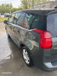 Peugeot 5008 1.6 Active - 2